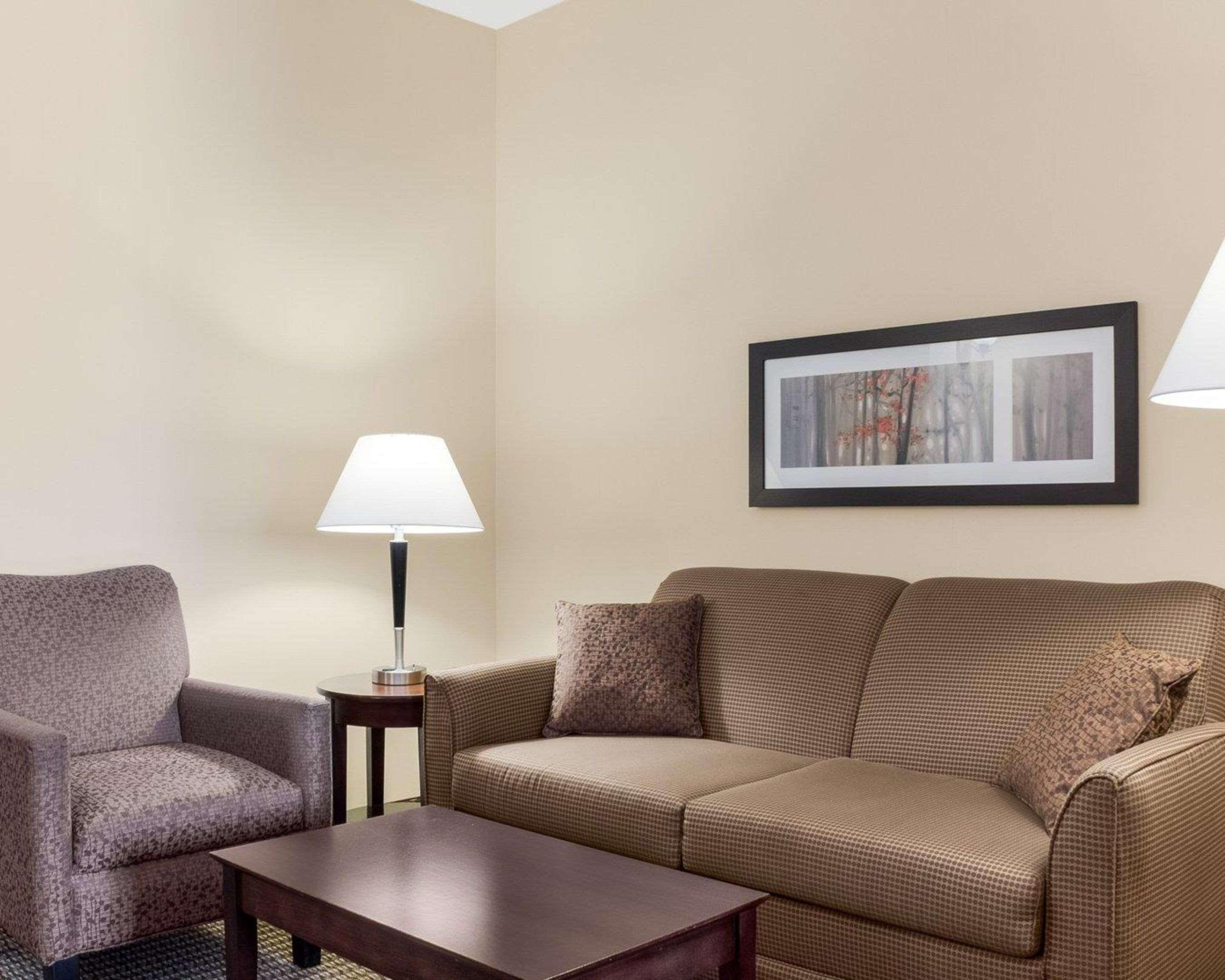 Comfort Suites Conference Center Rapid City Kültér fotó