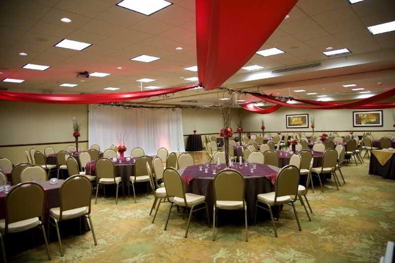 Comfort Suites Conference Center Rapid City Létesítmények fotó